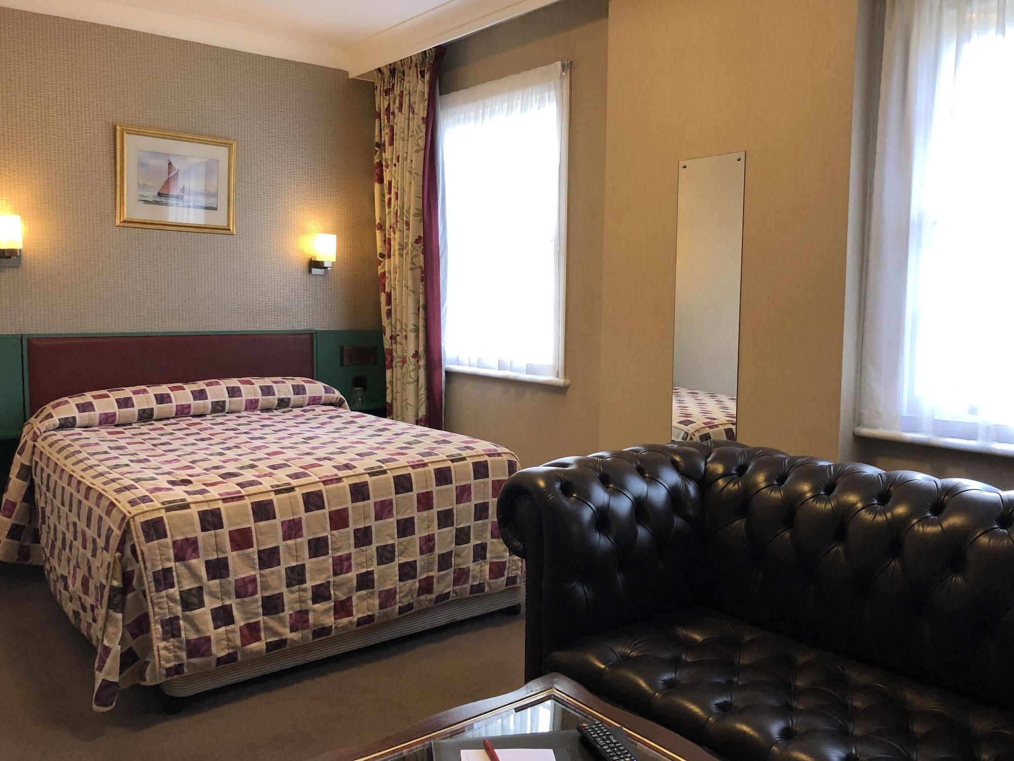 Mitre House Hotel Лондон Экстерьер фото
