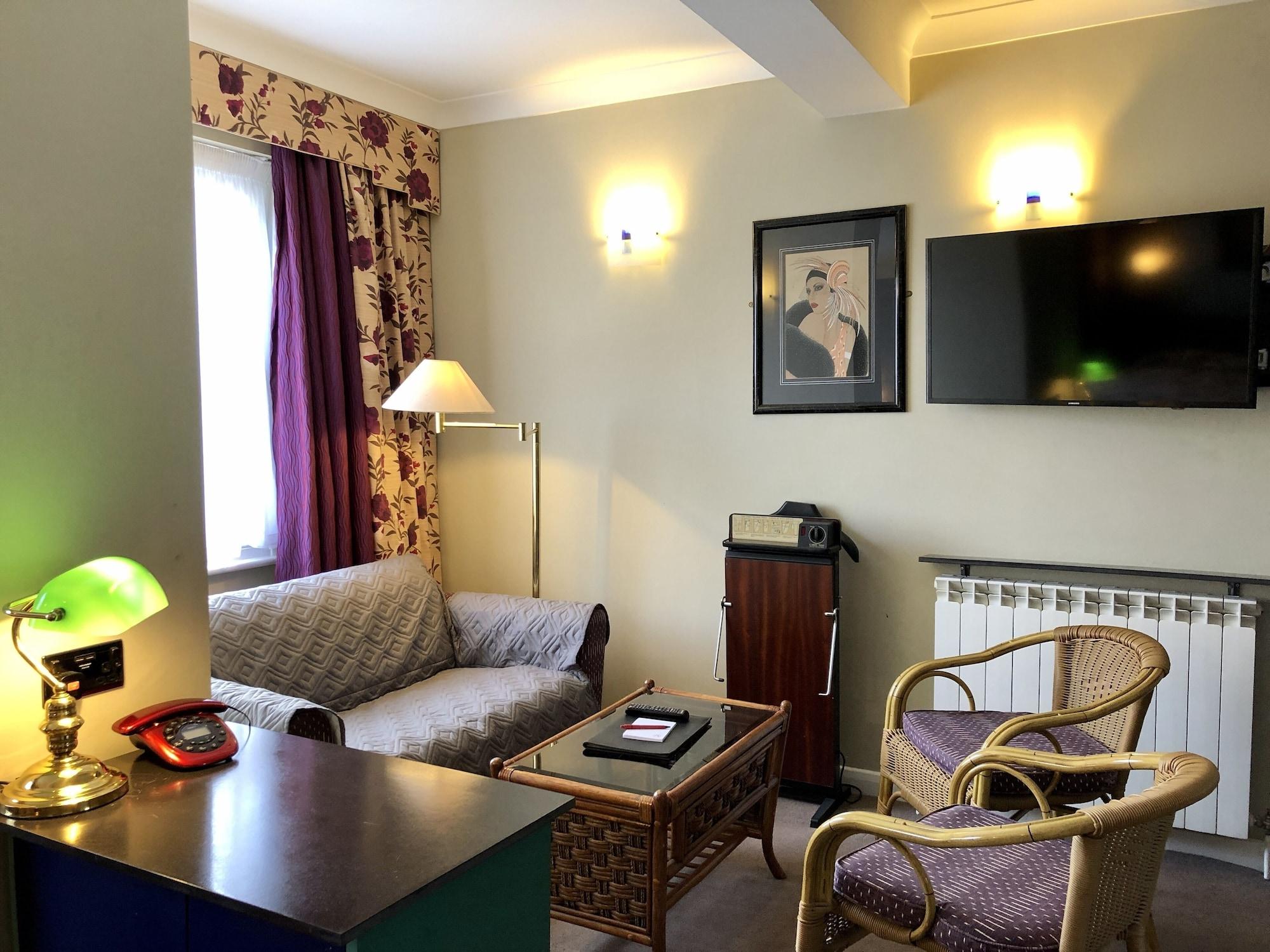 Mitre House Hotel Лондон Экстерьер фото