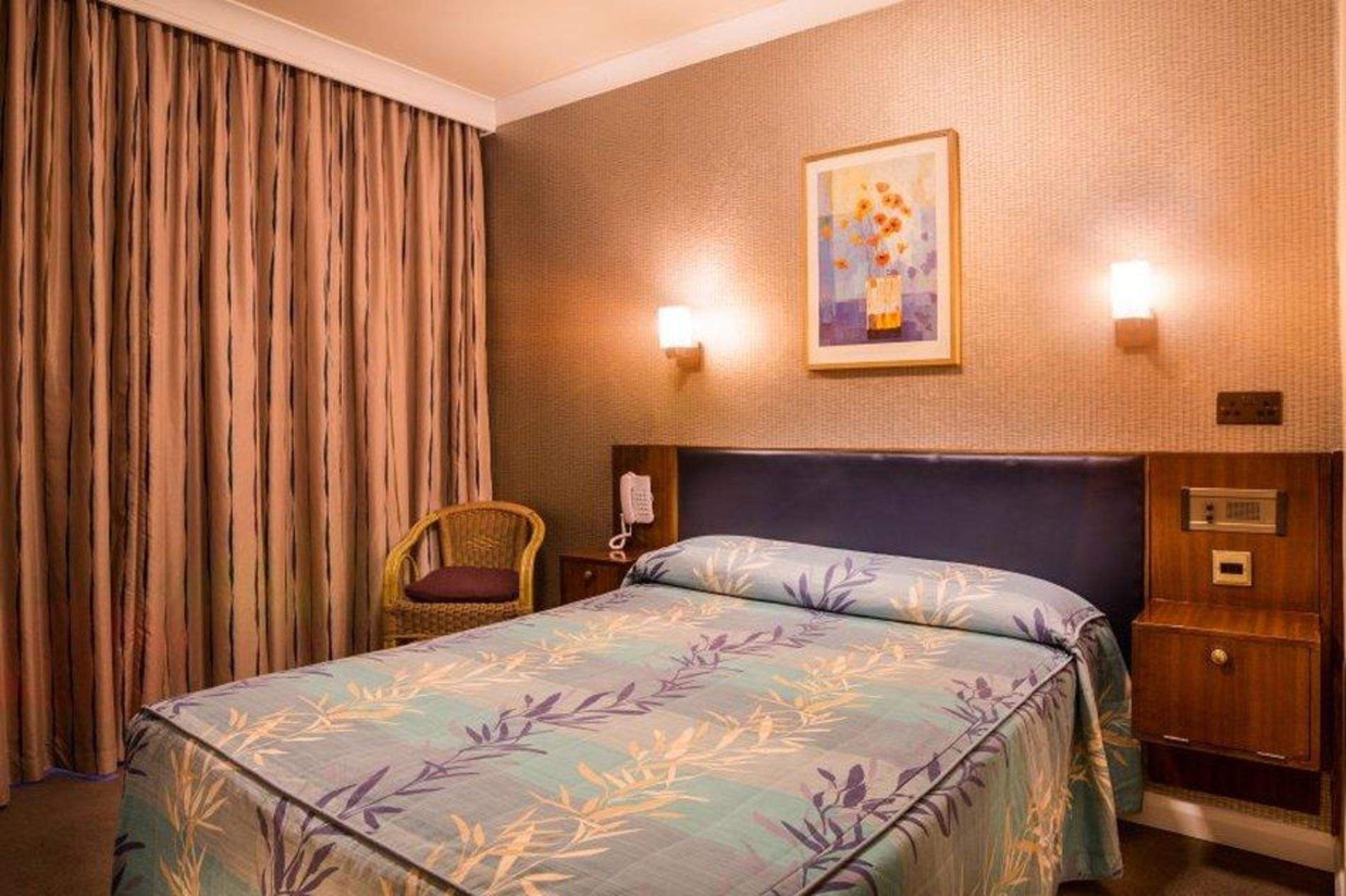 Mitre House Hotel Лондон Экстерьер фото