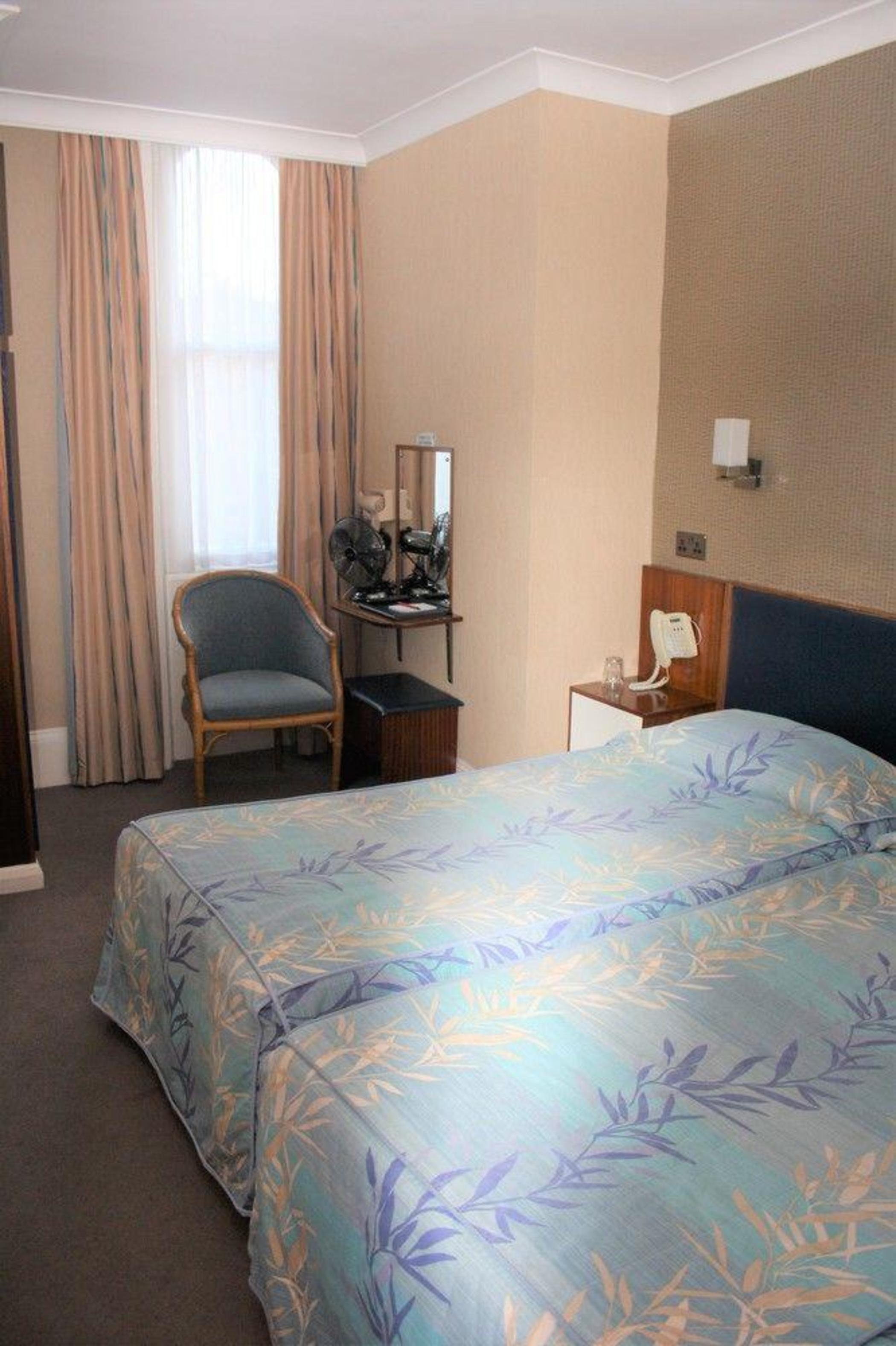 Mitre House Hotel Лондон Экстерьер фото