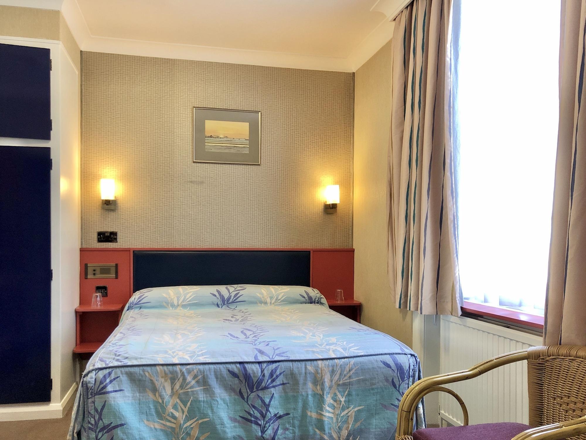 Mitre House Hotel Лондон Экстерьер фото